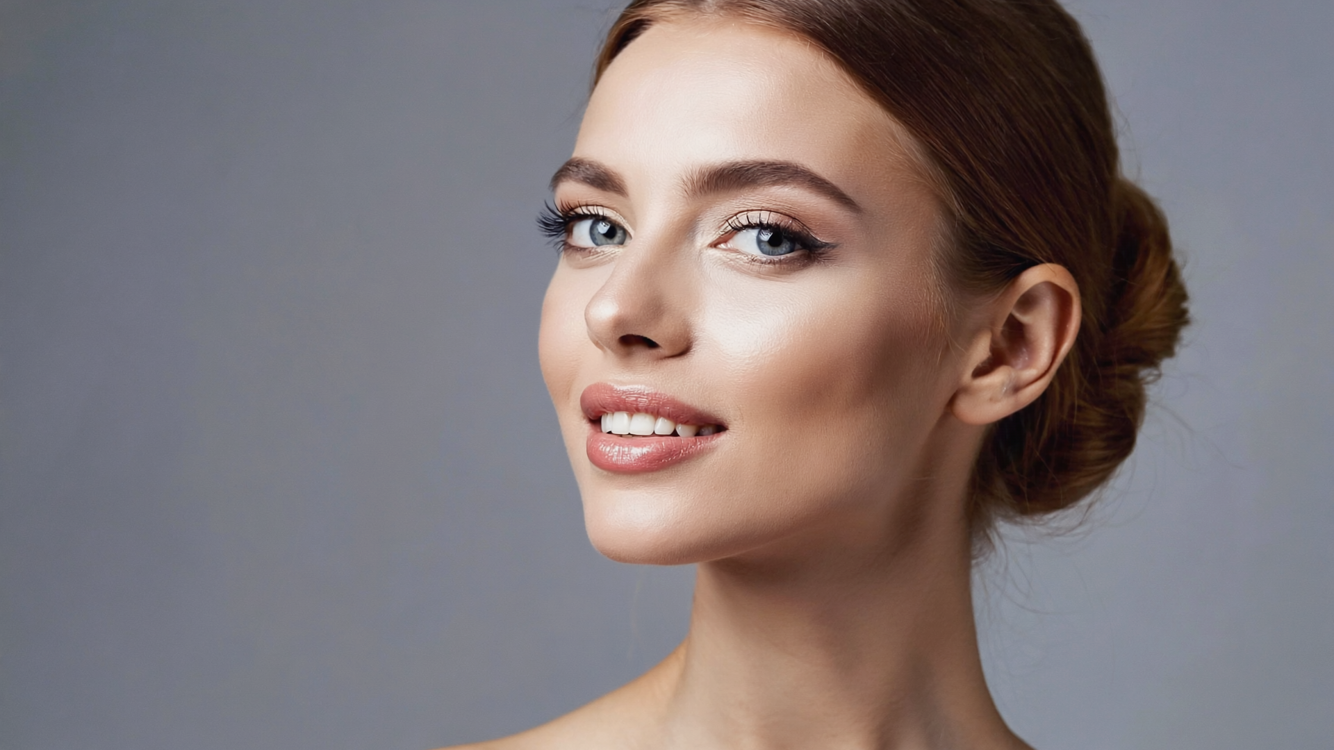 Gen4_A_series_of_elegant_portrait_photos_of_mature_women_ages_30–45